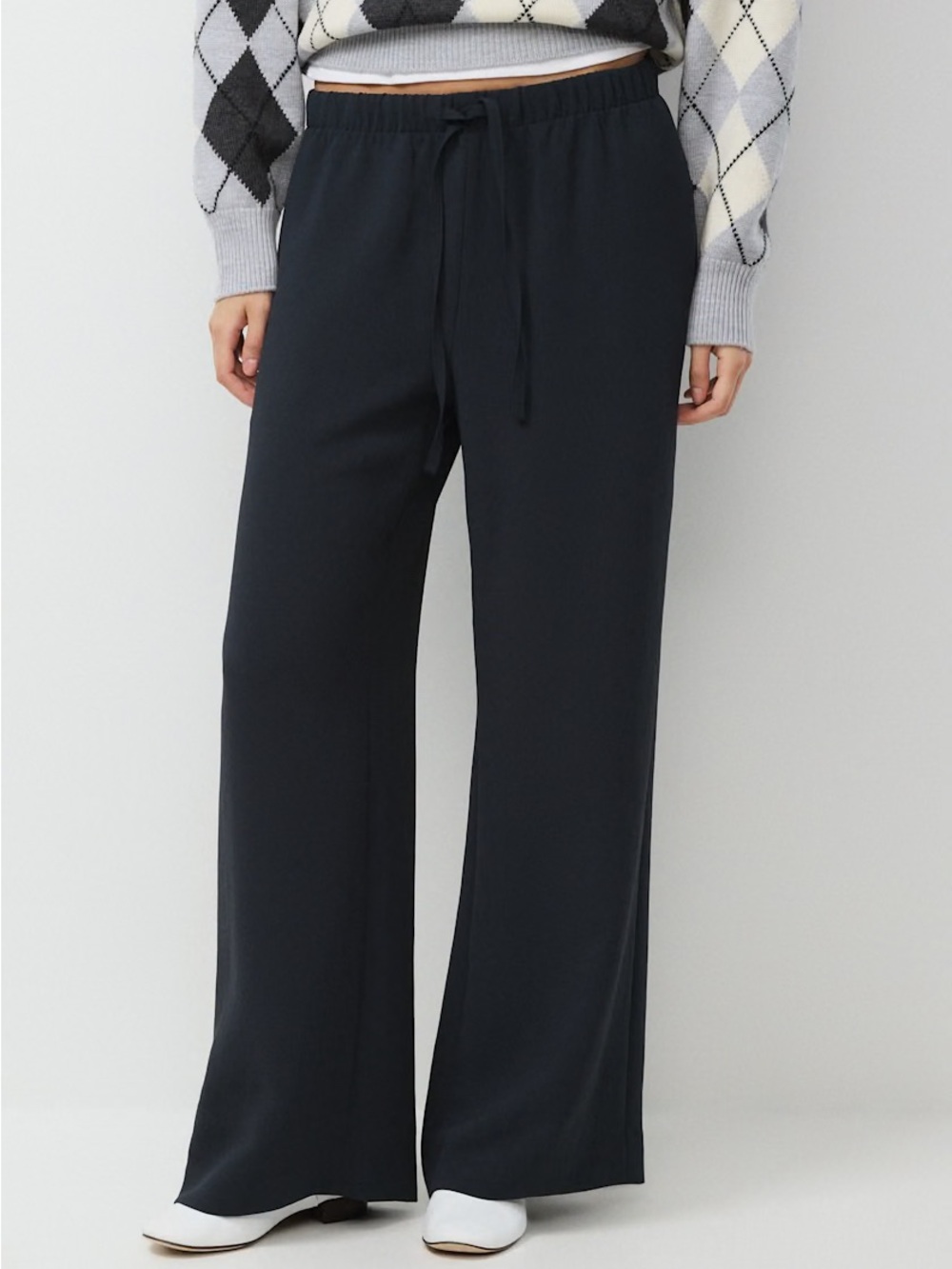 Aritzia NWT lodge pant Navy XL women’s Wilfred crepe wide leg